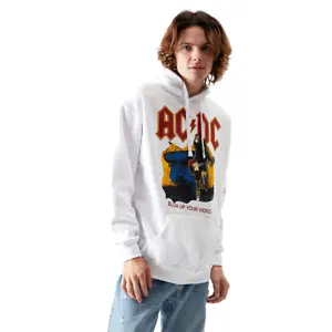 PacSun: Free Shipping on All Orders for limited time