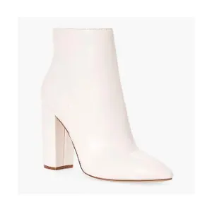 JustFab Canada: Up to $10 For Your First Pair