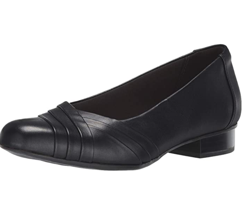 Clarks 女士低跟皮鞋