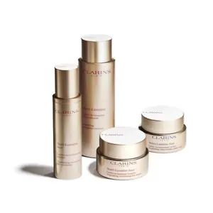 Clarins CA: 6-Piece Gift with Any $100+ Order