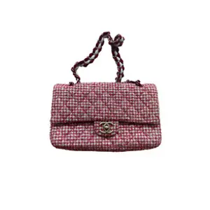 Vestiaire Collective: Up to 70% OFF Select Items + $30 OFF on Orders over $150