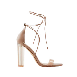 Onardonia
Strappy heeled sandal