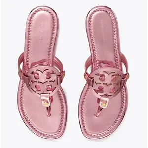 Tory Burch: The Pink Trend Seen Everywhere