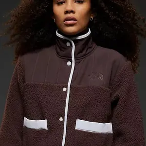 Urban Outfitters: Fall Sale, Up to 50% OFF