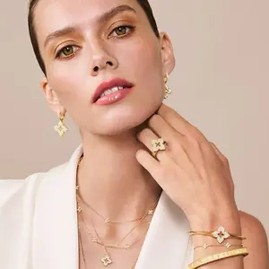 Bloomingdale's: Up to 70% OFF Jewelry Sale