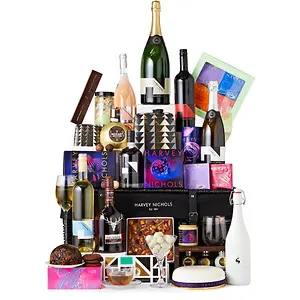 Harvey Nichols UK: Free Delivery on All Christmas Food & Drinks Hampers