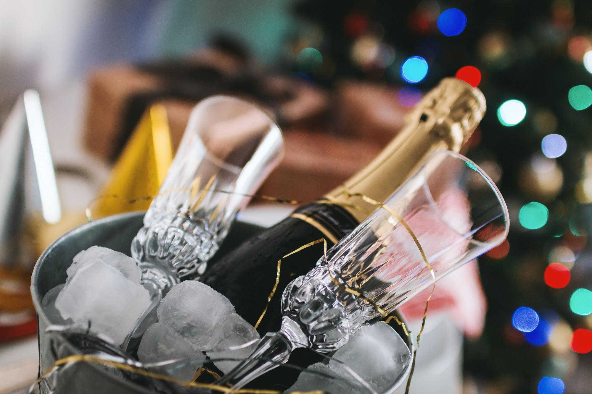 Best New Year's Eve Restaurant Specials for 2024
