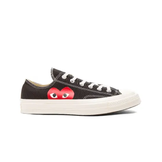 CDG Play x Converse 黑色单红心帆布鞋