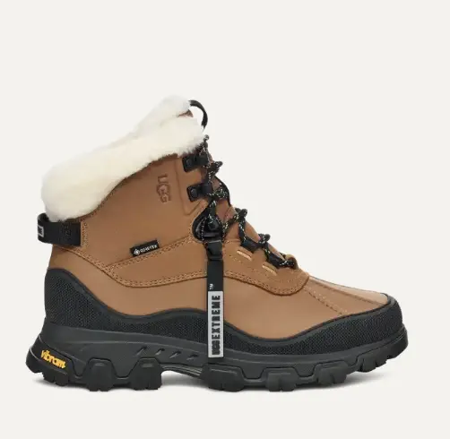 UGG Adirondack Meridian Hiker 雪地靴