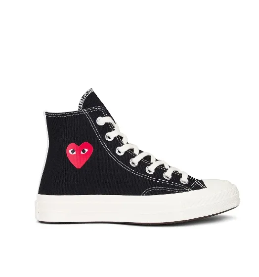 COMME des GARCONS PLAY SMALL RED HEART 运动鞋