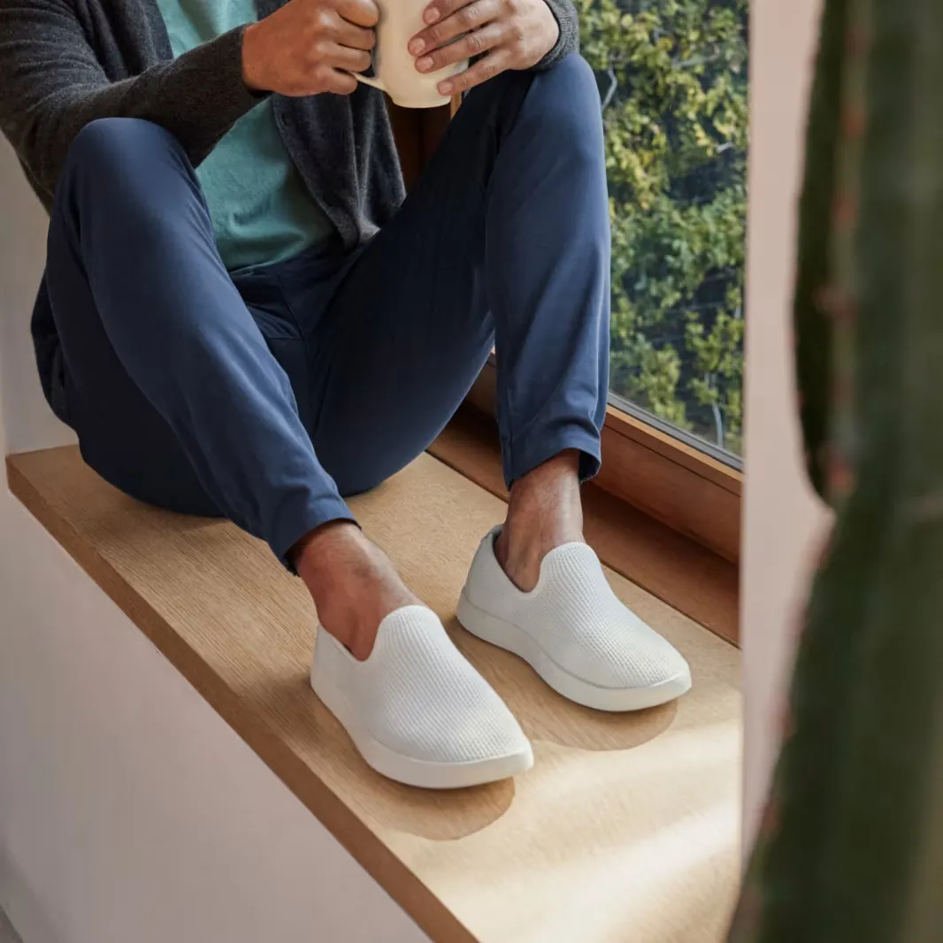 Allbirds ：浅色运动鞋专区 选购环保舒适鞋履