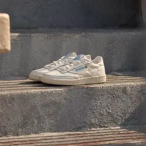 Reebok：锐步运动热卖！季末大促 入手复古鞋履