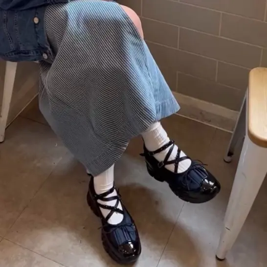 SSENSE： Simone Rocha 鞋服热卖 入玛丽珍运动鞋