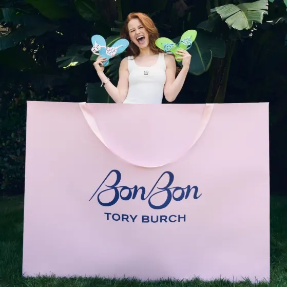 Tory Burch EU：Bonbon 联名夏日多巴胺合作款上新！