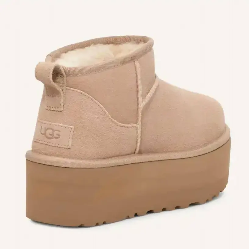 UGG 厚底雪地靴