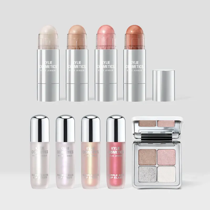 热卖！Kylie Cosmic 2.0 夏日美妆豪华套装