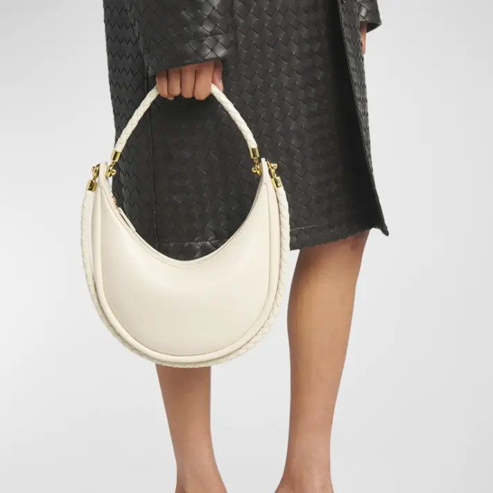 Neiman Marcus：Bottega Veneta 私促上新 封面 Hula 半月包$2065