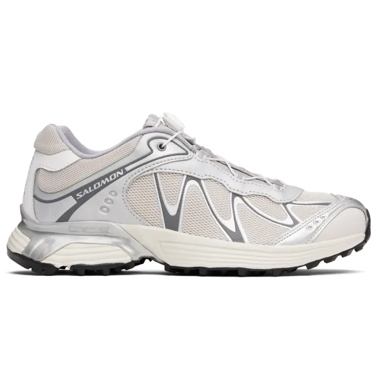 Salomon 银色 & 米色 XT-Whisper 运动鞋