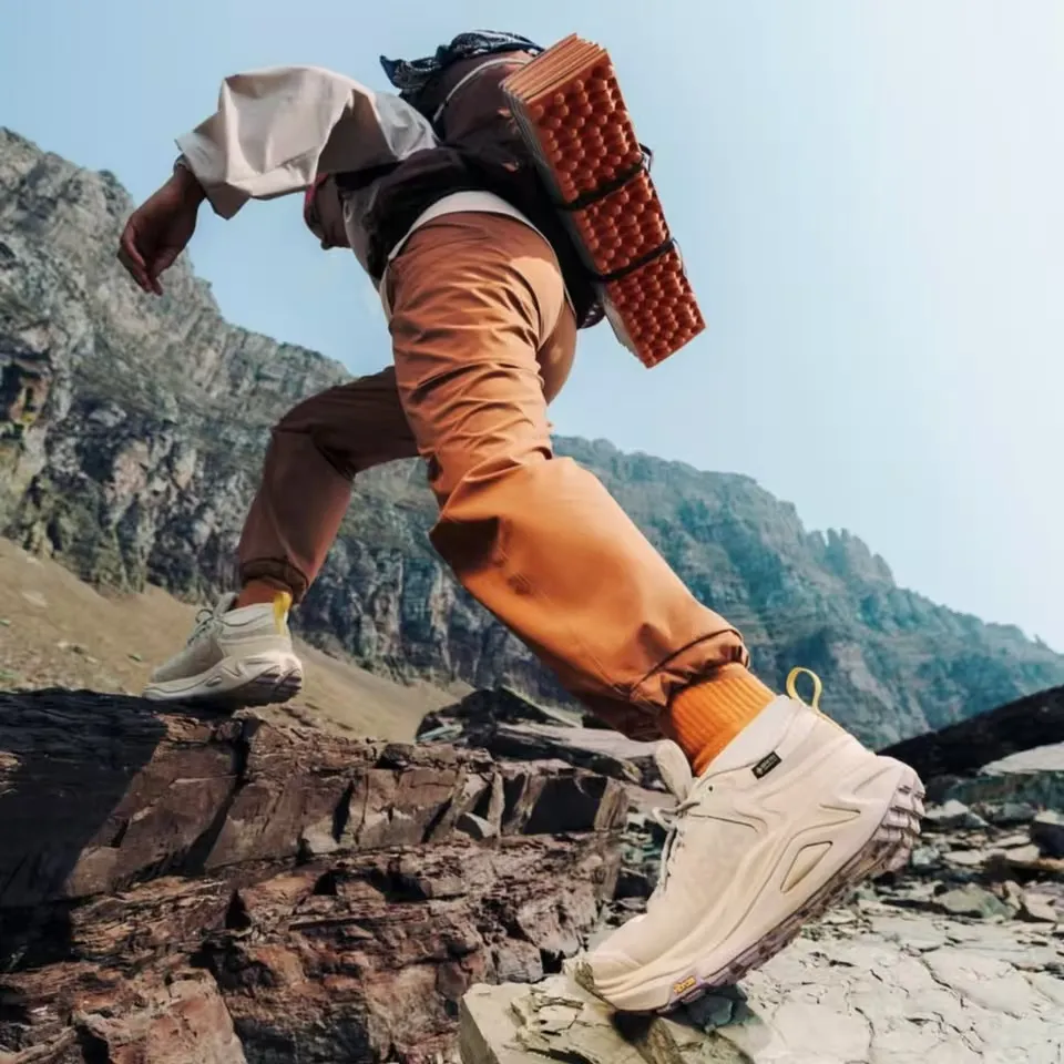 Mytheresa Global：HOKA 鞋履热卖专区 收李现同款运动鞋
