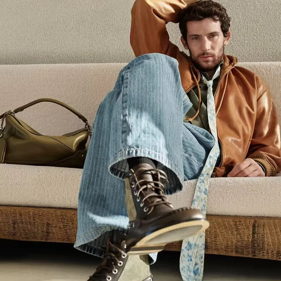 MR PORTER 亚太站：时尚上新热卖 关注 LOEWE、MONCLER、FOG ESSANTIALS 等