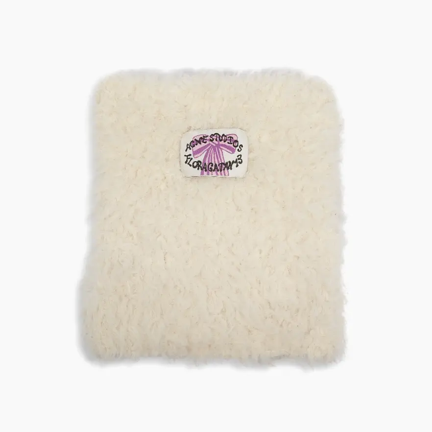 吴宣仪同款！Acne Studios 猫咪帽