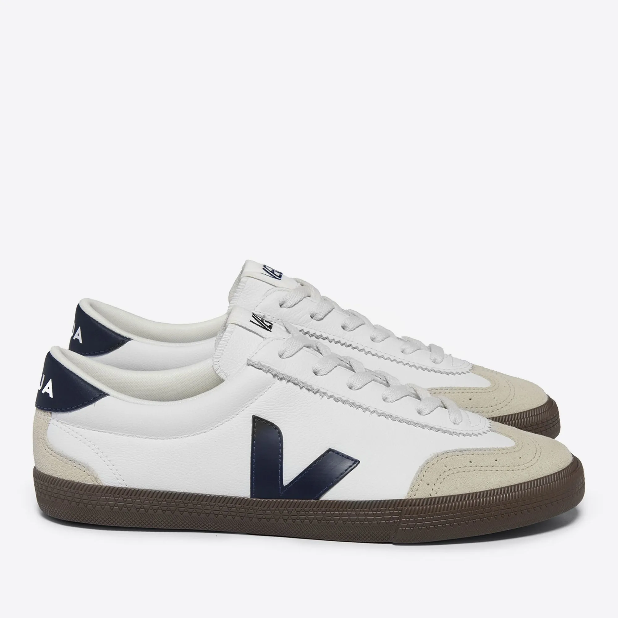 Veja Volley Suede-Trimmed 休闲鞋