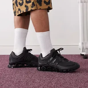 Adidas Originals 阿迪达斯 Megaride 黑色运动鞋