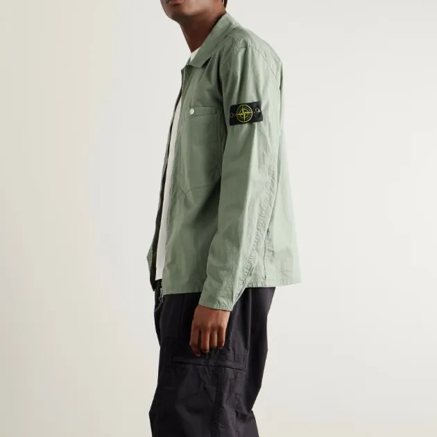 STONE ISLAND 石头岛绿色经典徽标衬衫外套