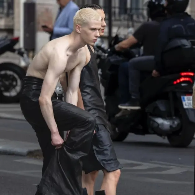 MR PORTER 亚太站：RICK OWENS 热卖专区 收 Moncler x RO 联名款