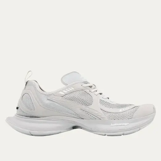 Balenciaga 巴黎世家 Men's Circuit Mesh 运动鞋