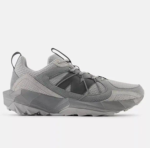 New Balance 新百伦 Tektrel 男款登山鞋