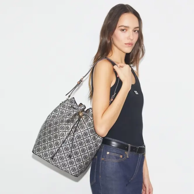 容量感人！Tory Burch 汤丽柏琦 超大号 老花水桶包