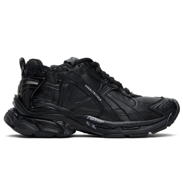 中站含税！Balenciaga 黑色 Under Armour 联名 Runner Ripstop 运动鞋