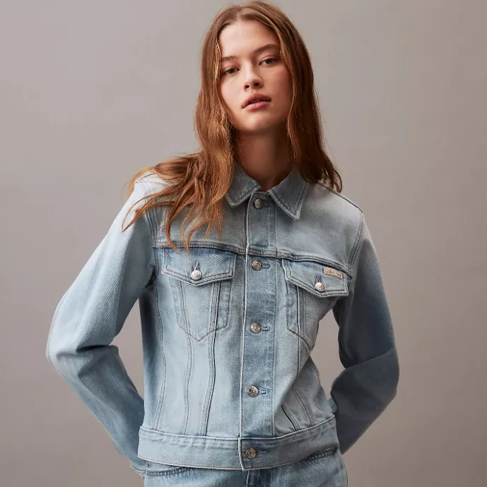 Calvin Klein 经典款牛仔外套