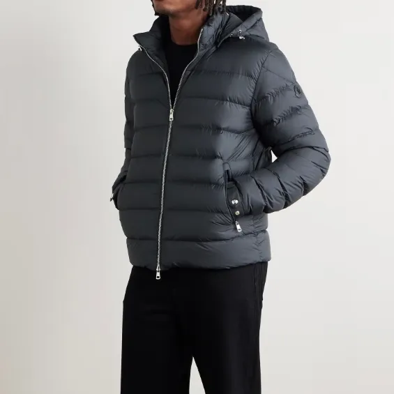 MONCLER Arneb 黑色徽标羽绒服