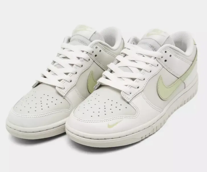 Nike Dunk Low 女款休闲鞋