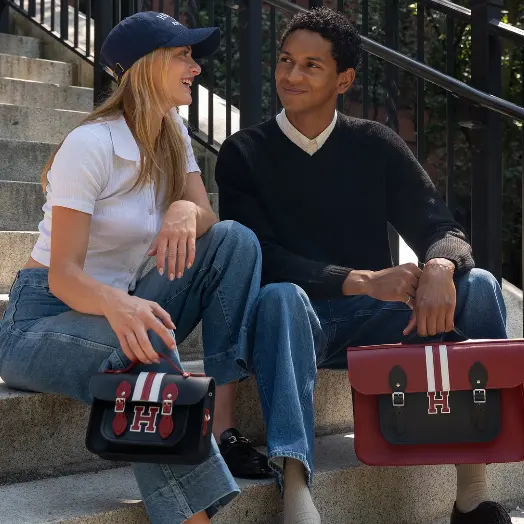 The Cambridge Satchel Company US：英伦剑桥包大学系列上线