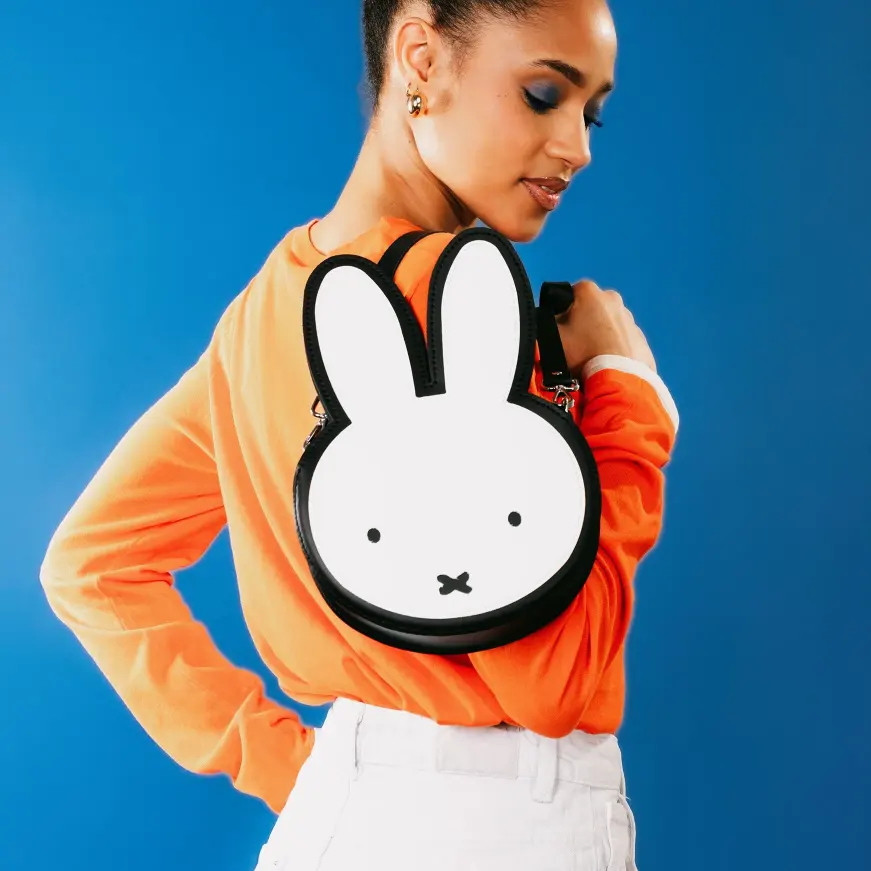 上新！The Cambridge Satchel X The Miffy Face 米菲脸斜挎包