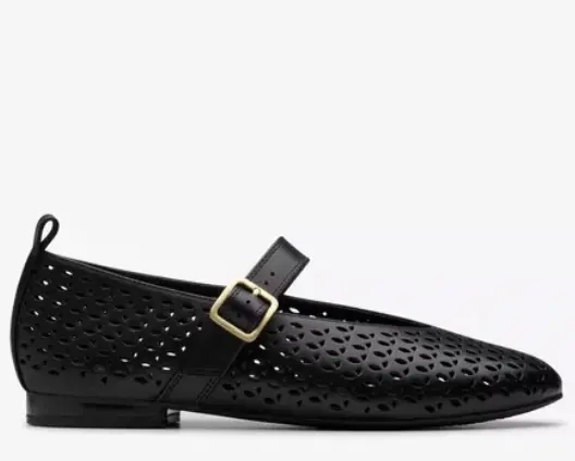 Clarks Fawna 镂空玛丽珍鞋