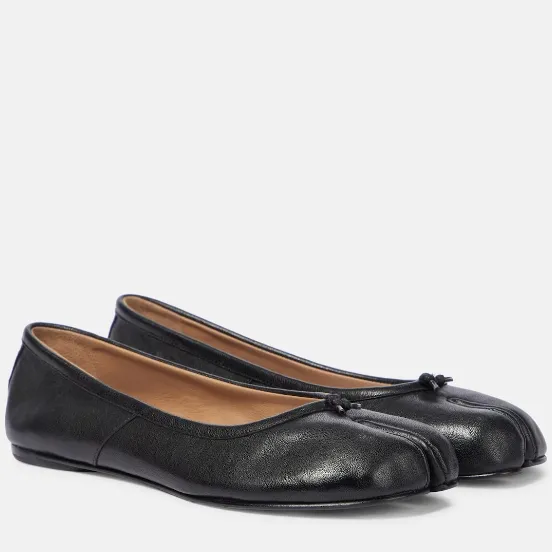 MAISON MARGIELA 马吉拉 Tabi 黑色皮革分趾平底鞋