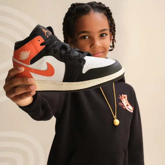 Kids Foot Locker：精选鞋履大促！关注Nike、UGG、Adidas 等