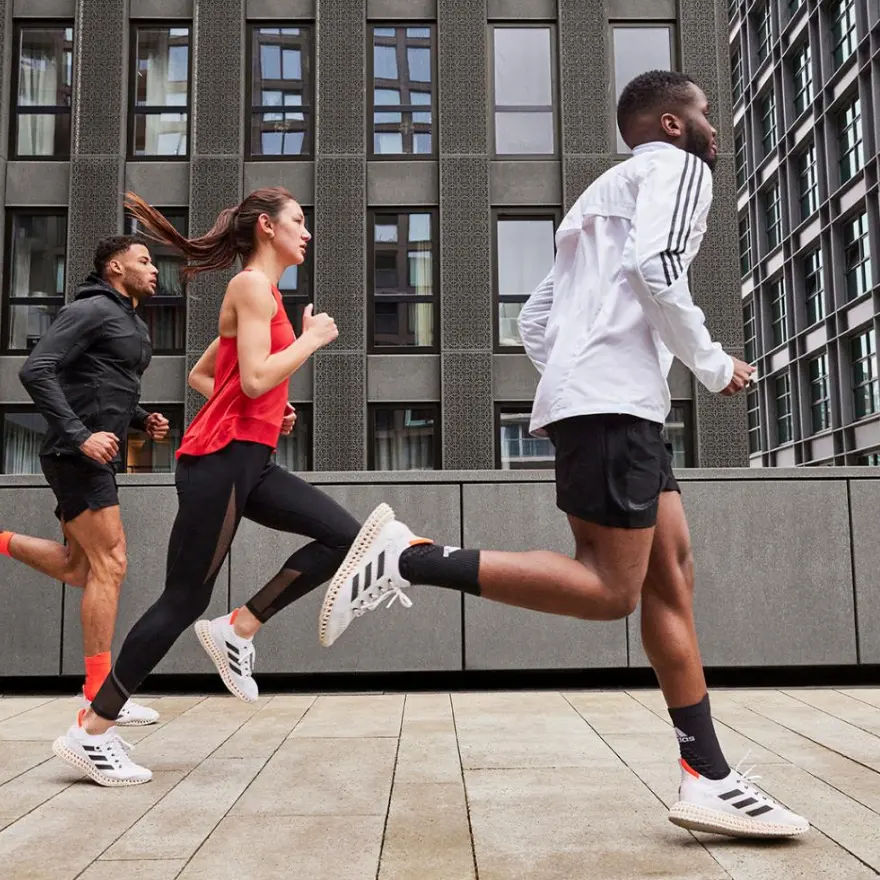 Decathlon UK：Adidas 经典运动鞋、高性能运动服和必备配饰促销