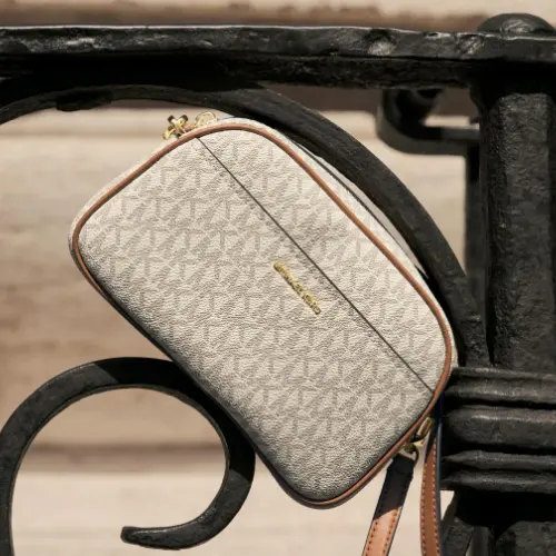 Michael Kors：秋季限时特惠！奥莱区迷你包袋