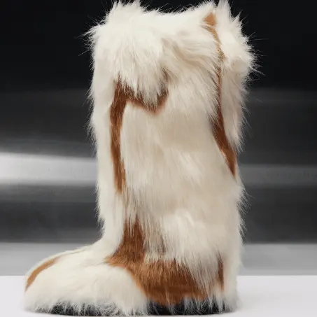 SSENSE：本周焦点推荐 毛绒饰边靴子  选购 Moncler、Epingler、Crocs