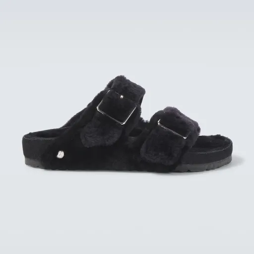 BIRKENSTOCK 1774 勃肯 Arizona 黑色毛毛平底鞋