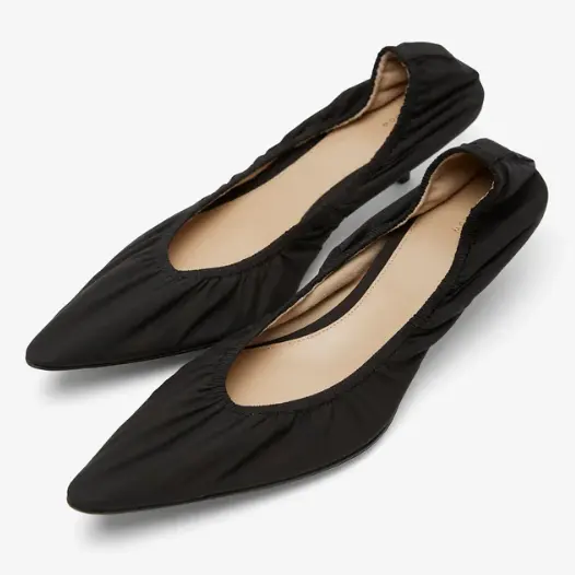 The Row Liisa 黑色尖头鞋