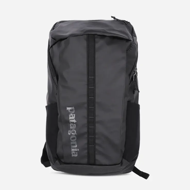 Patagonia 巴塔黑色双肩包 25L