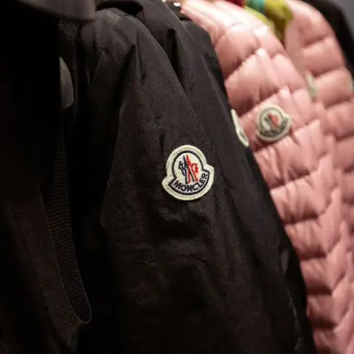 Bloomingdales：Moncler 盟可睐上新热卖！入手明星同款羽绒服