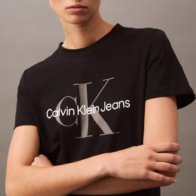 Calvin Klein 字母徽标黑色T恤