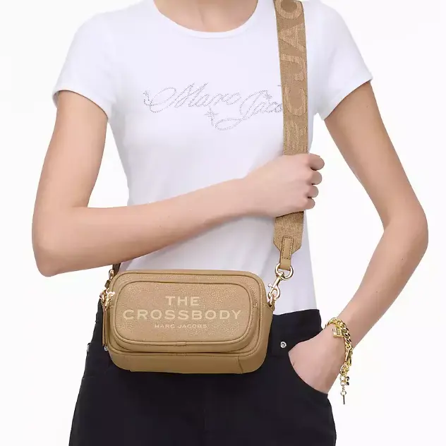 Marc Jacobs 拉链斜挎包